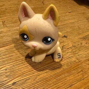 Littlest pet shop German shepherd #1169